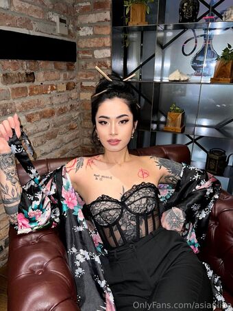 asianiina Nude Leaks OnlyFans Photo 8