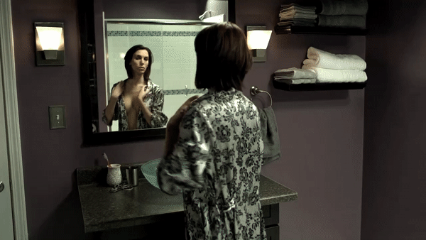 Christy Carlson Romano in Mirrors 2.gif