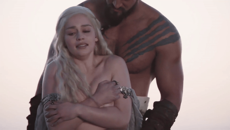 Emilia Clarke.gif