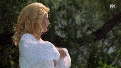 Sophie Schutt in Schone Witwen kussen besser 2004.gif