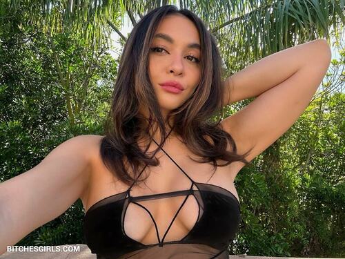 Stella Hudgens Nude Celebrities – Celebrities Leaked Nudes.jpg