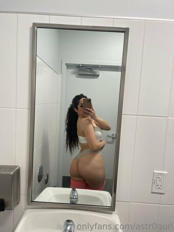 Eswefany Nude Leaks OnlyFans Photo 9