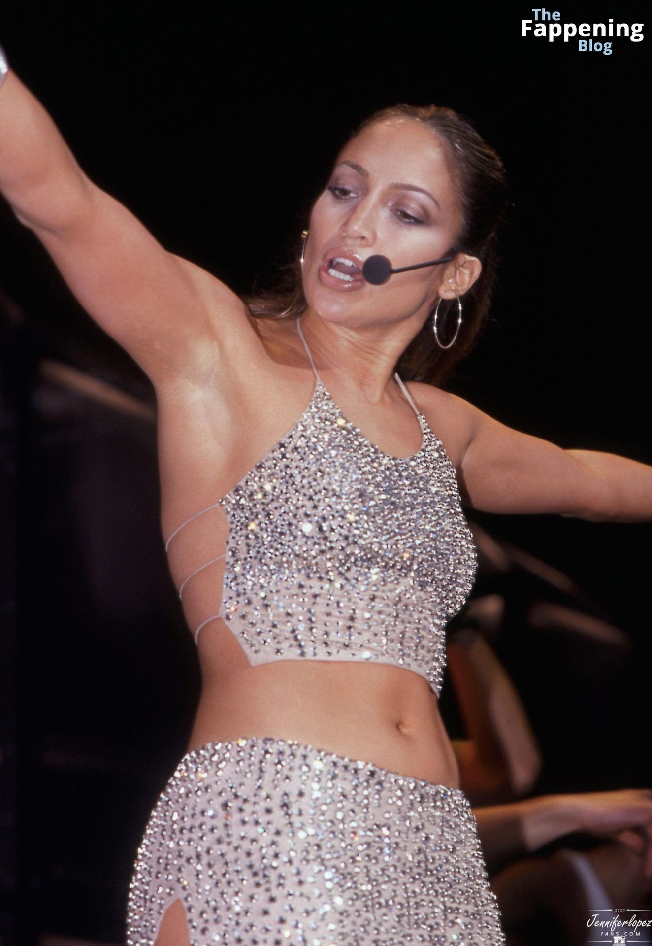 Jennifer Lopez Performs at the WKTU FM 1035 Miracle On 34th.jpeg