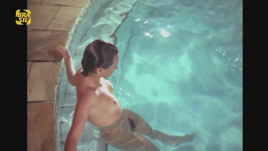 Part 3 of Vanessa Alvez steamy plot in the pool.jpg