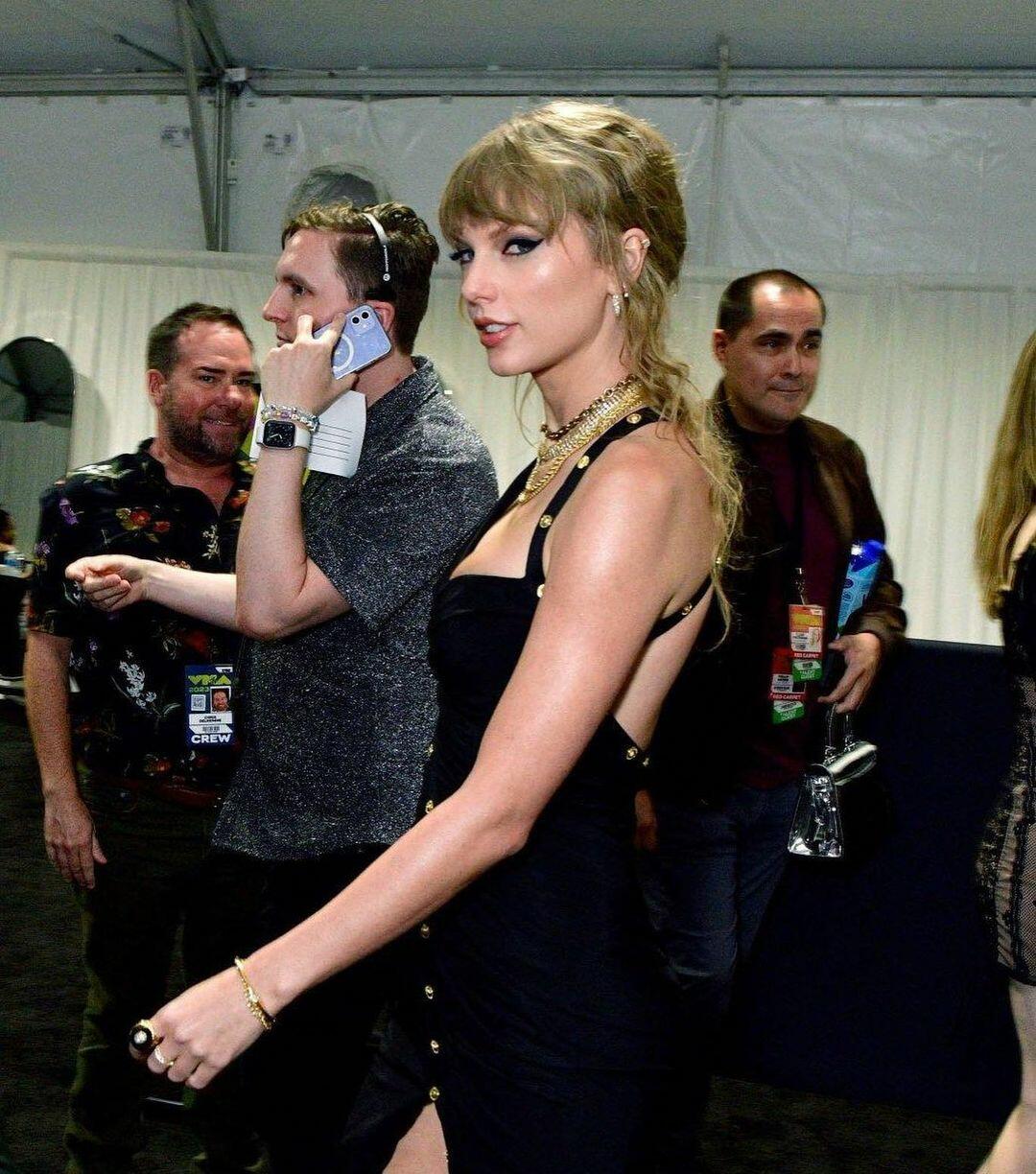 Taylor Swift taylorswift Nude OnlyFans Leaks 14 Photos.jpg