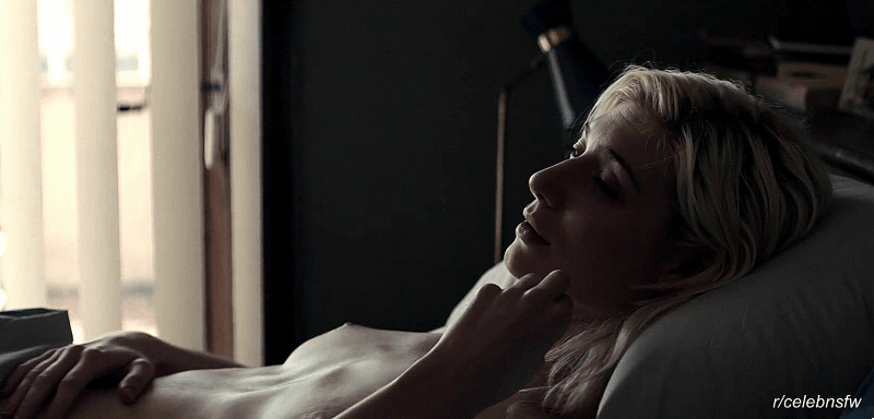 Elizabeth Debicki.gif