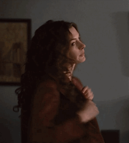 Anne Hathaway in Love and other Drugs.gif