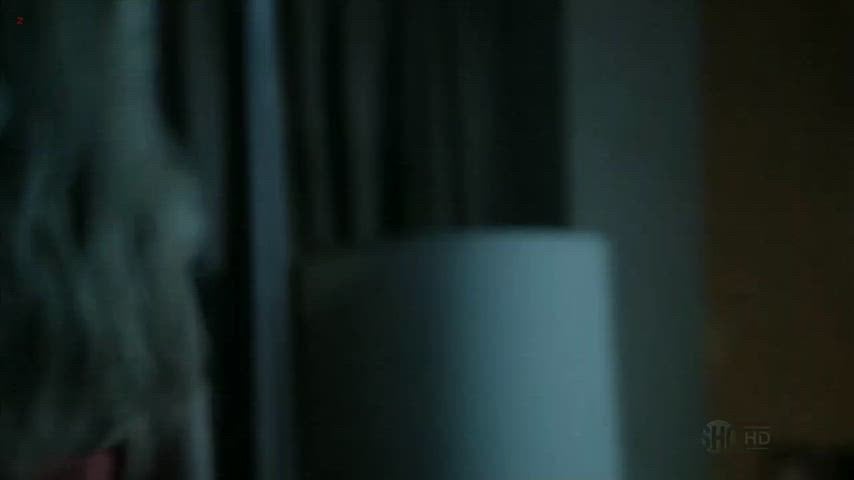 Kristen Bell in House of Lies.jpg