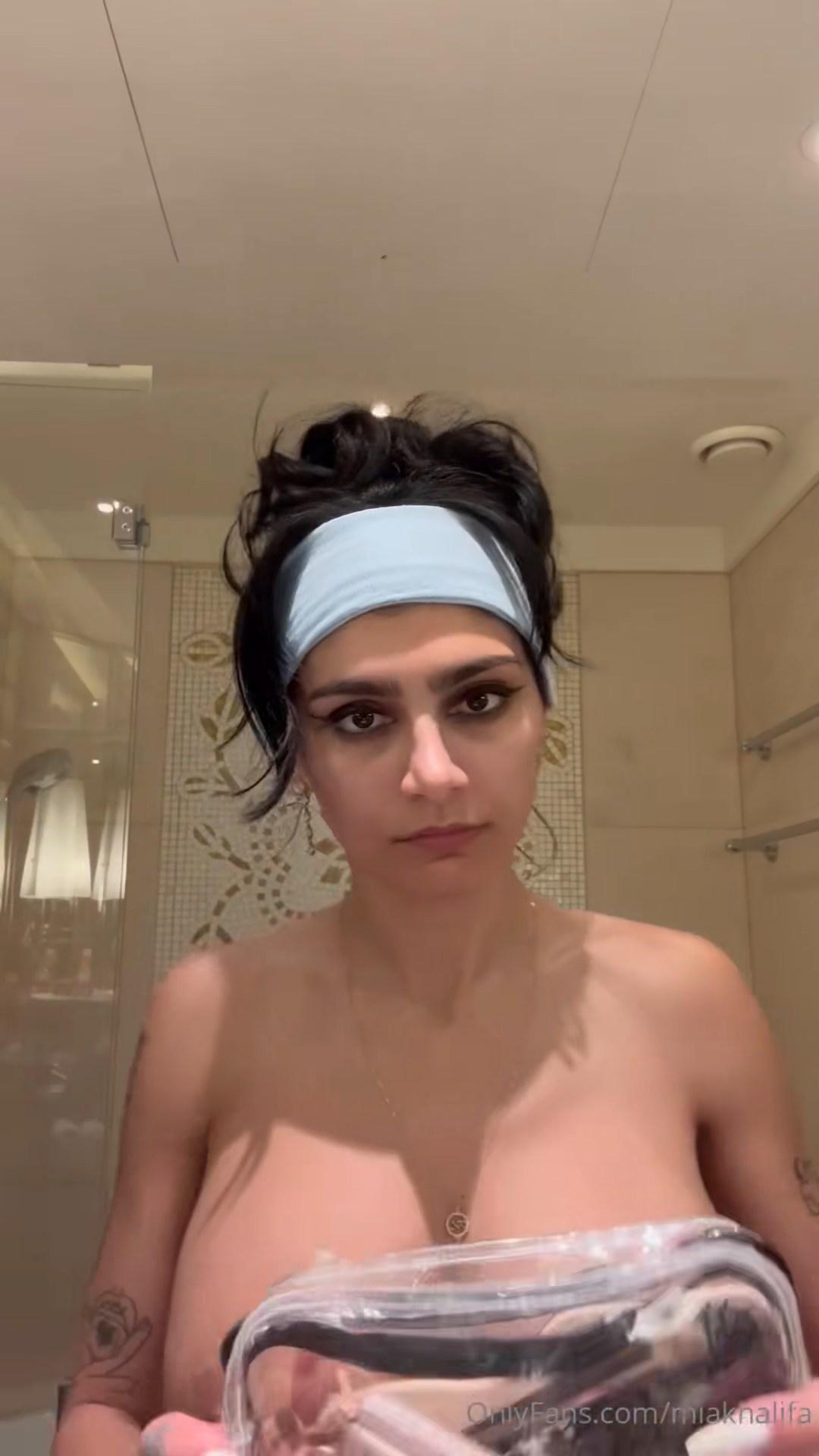 Mia Khalifa Nude Bathroom Prep OnlyFans Video Leaked – Influencers GoneWild  - Nude Celebs