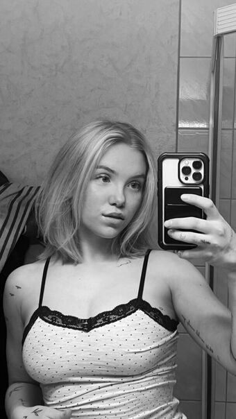 Erika Lindgren Erikalindgr3n Nude Leaks OnlyFans – Leaked Models.jpg