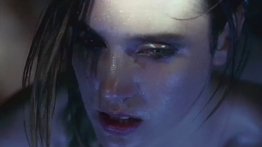 Jennifer connelly requiem for a dream 2000.jpg