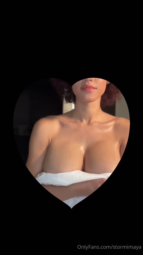 Stormi Maya Nude Ebony – Stormimaya Onlyfans Leaked Video.jpg