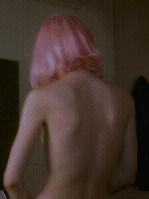 Selma Blair.gif