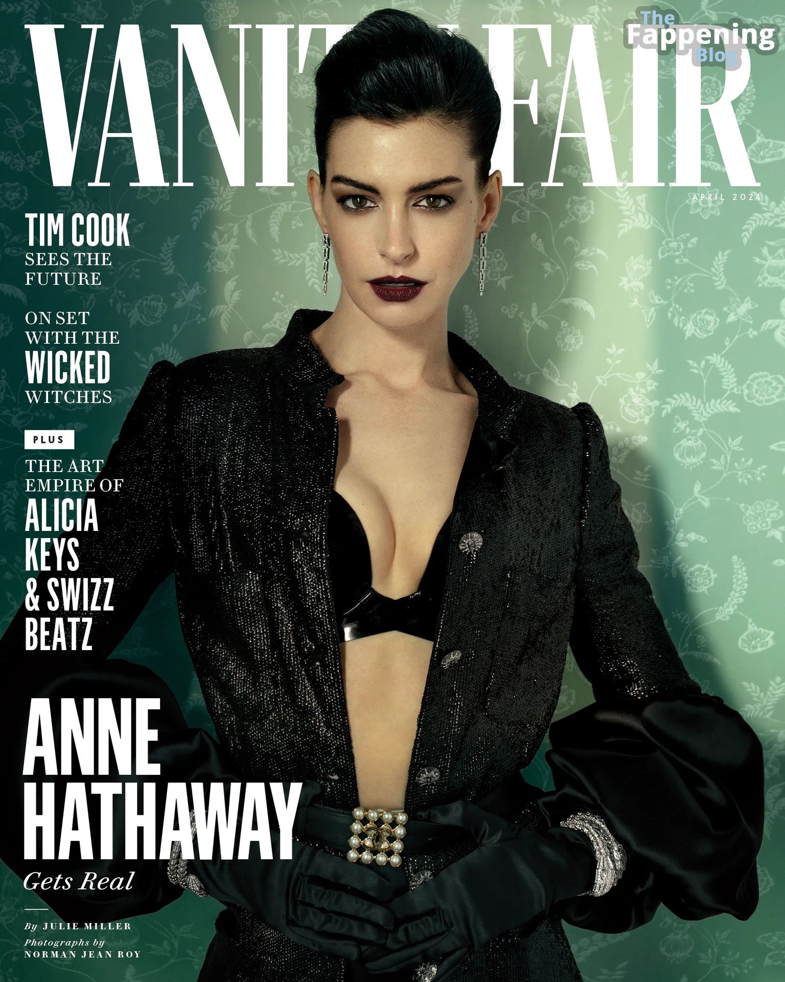 Anne Hathaway Sexy – Vanity Fair April 2024 Issue 9.jpg