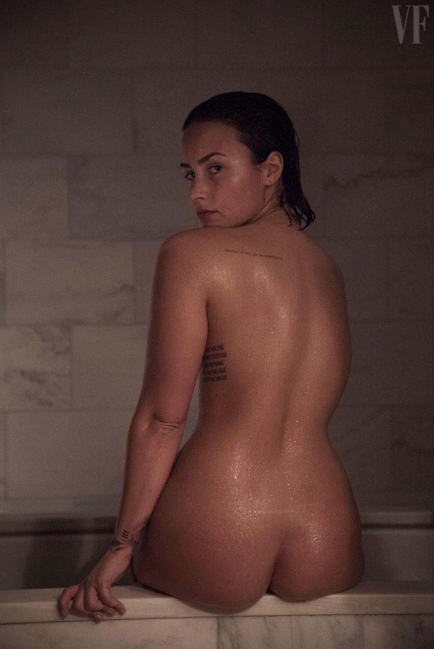 Demi Lovato Vanity Fair 2015.jpeg