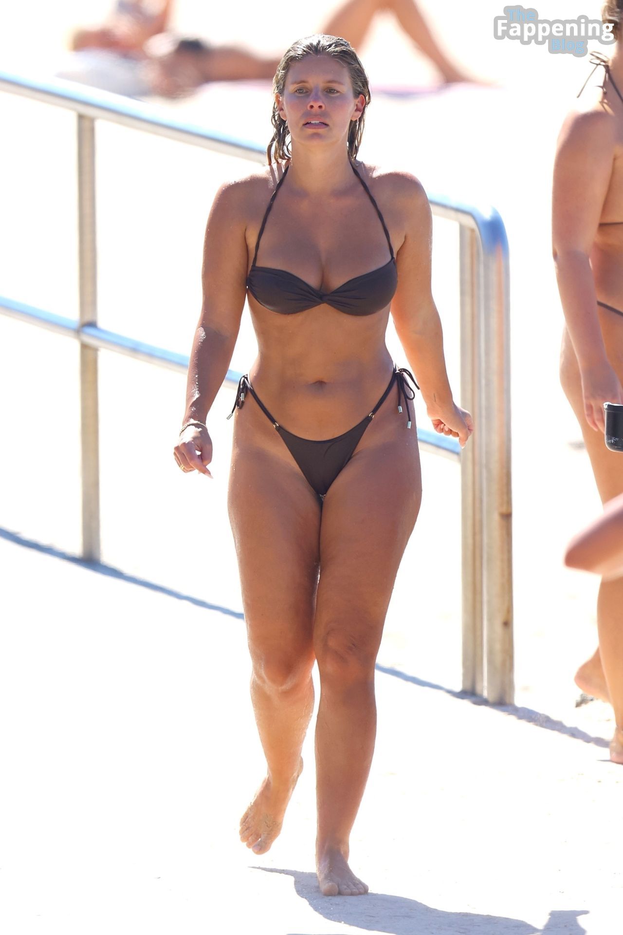 Natasha Oakley Shows Off Her Curves in a Bikini 29.jpg