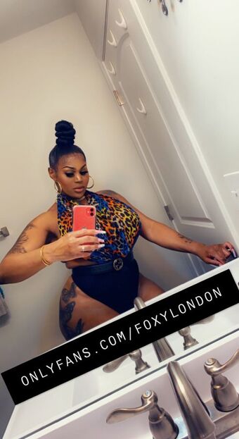 Foxy London Nude Leaks OnlyFans Photo 3