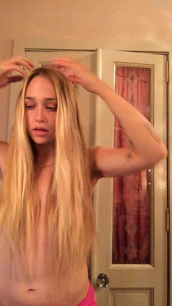 Jemima Kirke Nude Leaks OnlyFans Photo 19