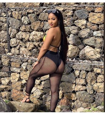 Shenseea Nude Leaks OnlyFans Photo 22