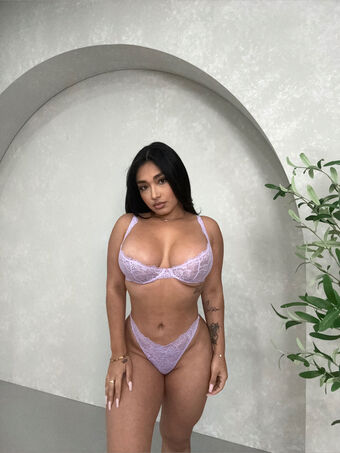 thefanvan Nude Leaks OnlyFans Photo 33