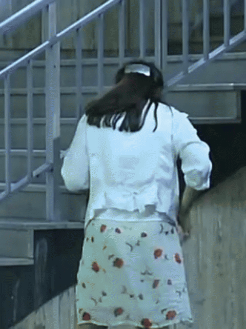 Debora Cali Ultimo Metro 1999.gif