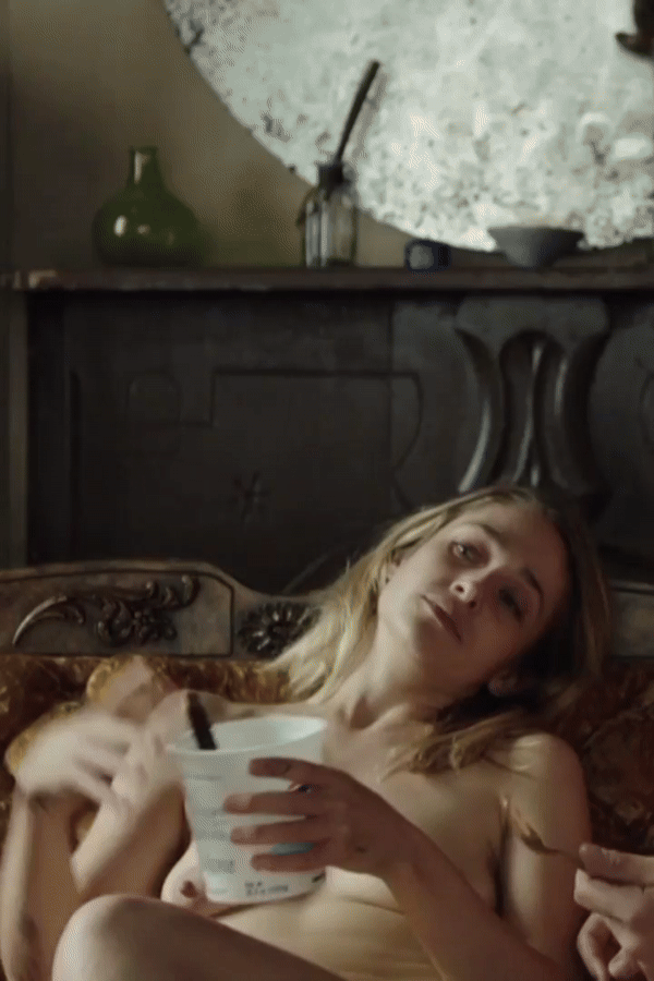 Jemima Kirke.gif