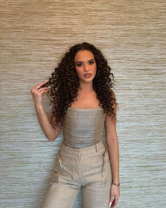 Madison Pettis Nude Leaks OnlyFans Photo 26