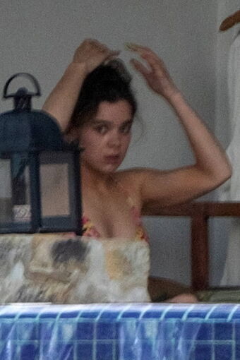 Hailee Steinfeld Nude Leaks OnlyFans Photo 208