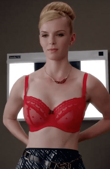 Betty Gilpin.gif