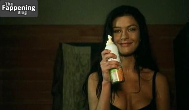 Catherine Zeta Jones Nude Sexy 6 Pics.jpg