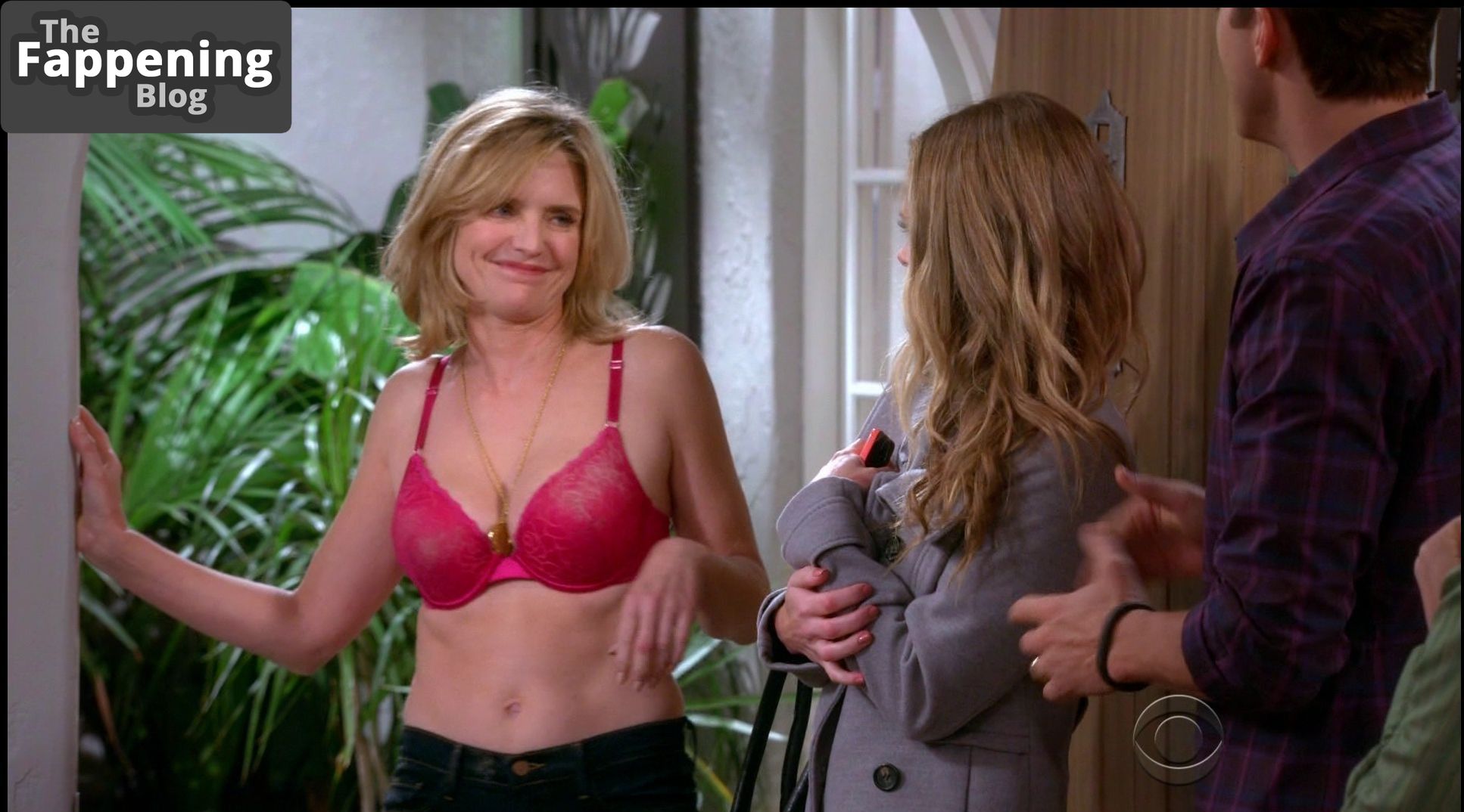 Courtney Thorne Smith Hot 6 Pics.jpg