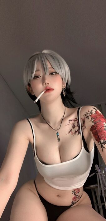 Evawishx Evawxsh hanxiao ss imeva Nude Leaks OnlyFans.jpg