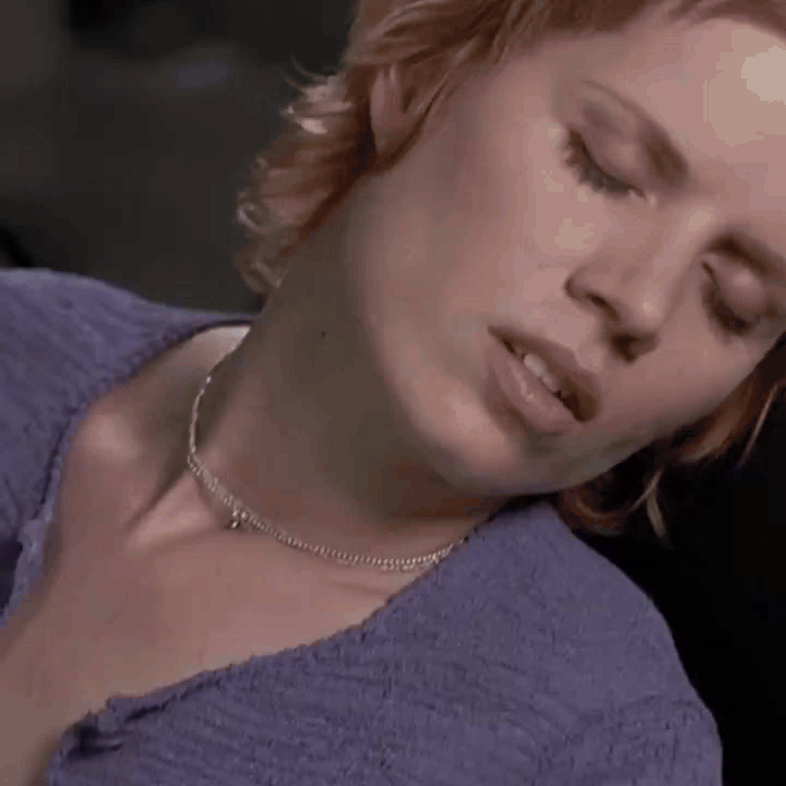 Kim Dickens in Hollow Man 2000.gif