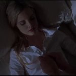 Mena Suvari.gif