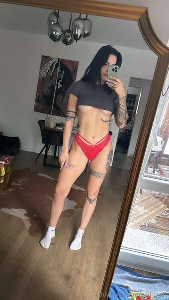 Vivi Croft Nude Leaks OnlyFans Photo 15