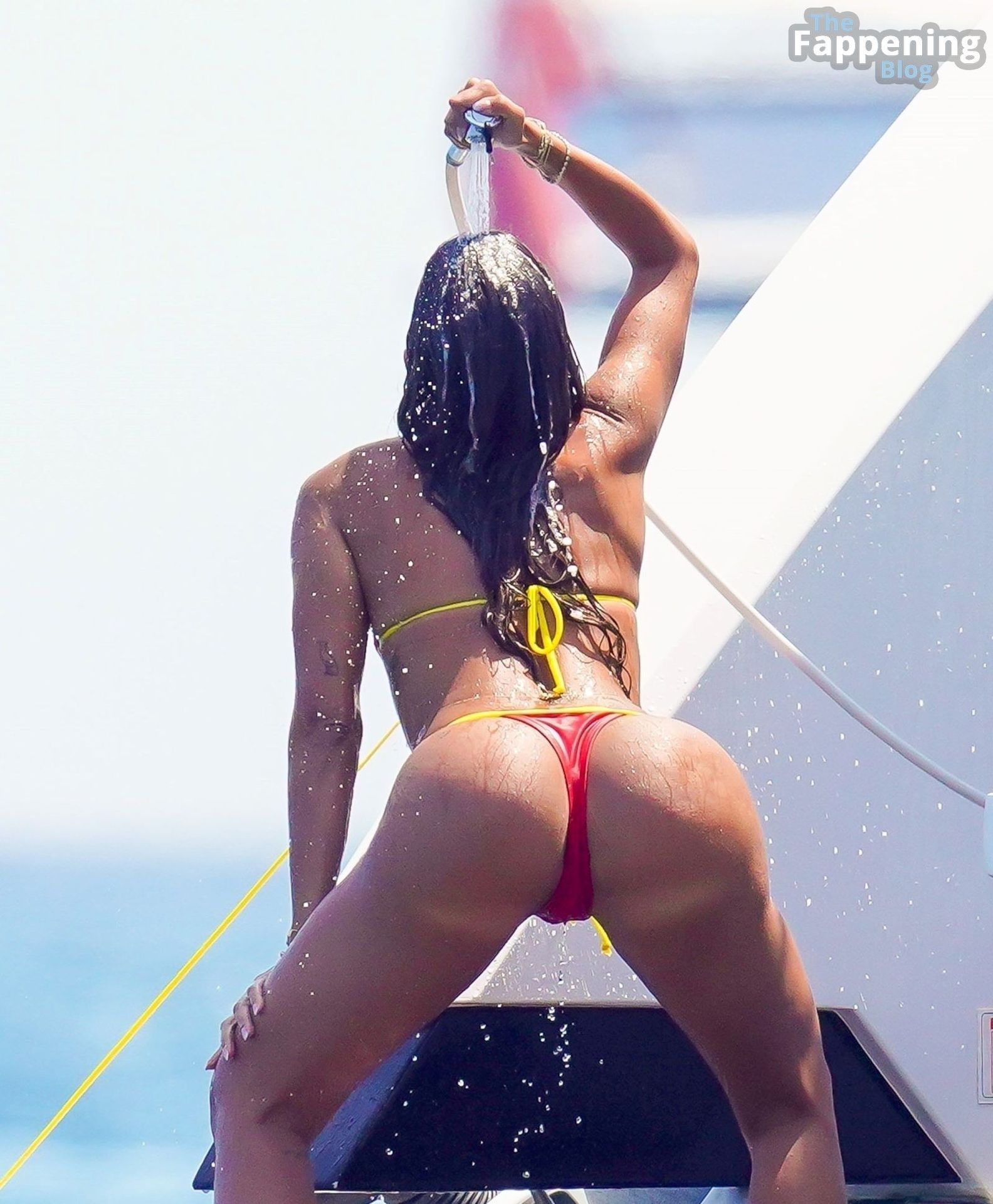 Anitta Displays Her Sexy Booty in a Bikini 40 Photos.jpg