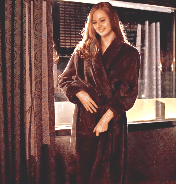 Deborah Ann Woll.gif