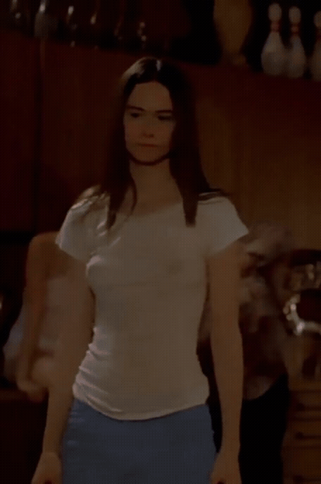 Katherine Waterston.gif