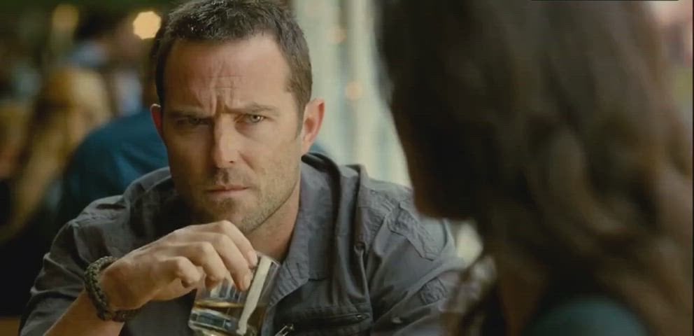 Lyne Renee in Strike Back.jpg