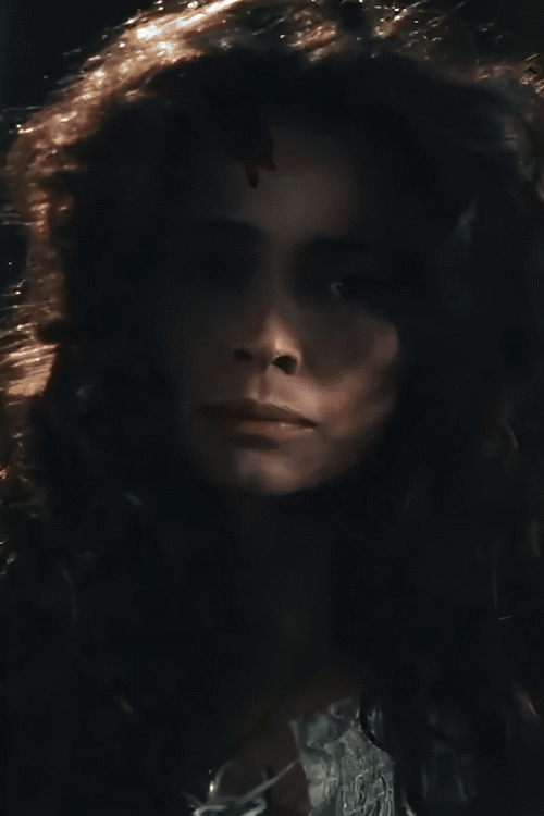 Rona De Ricci – The Pit and the Pendulum 1991.gif