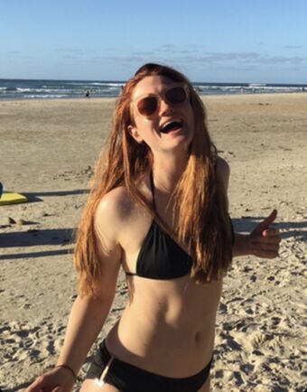 Bonnie Wright Nude Leaks OnlyFans Photo 44