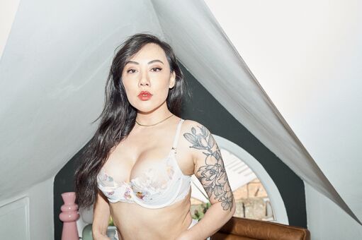 Ravenna Tran Nude Leaks OnlyFans Photo 20