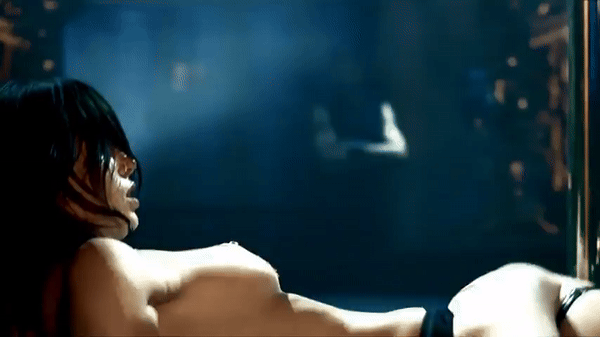 Jessica Biel Powder Blue 2009.gif