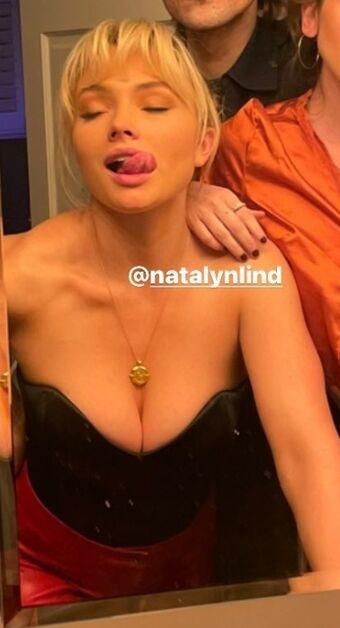 Natalie Alyn Lind Nude Leaks OnlyFans Photo 98