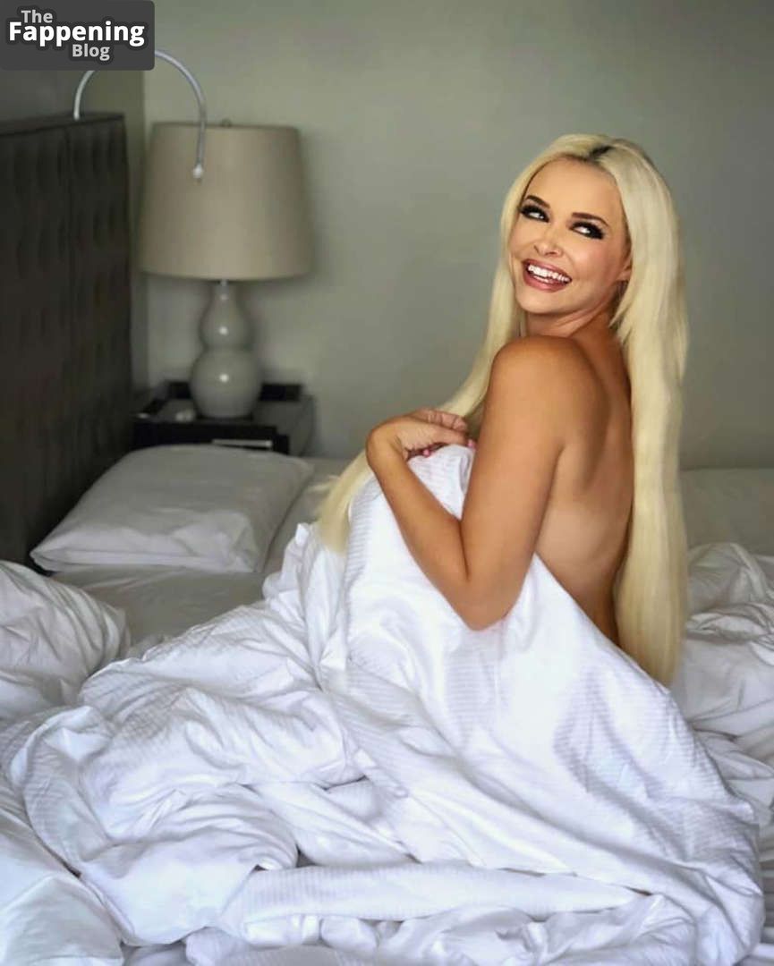 Daniela Katzenberger Sexy 8 New Photos.jpg