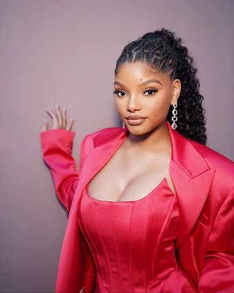 Halle Bailey Nude Leaks OnlyFans Photo 77