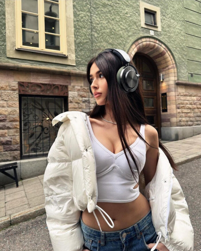 Celeb – TikTok – Instagram – Roxie Wegiel – Nude.jpg