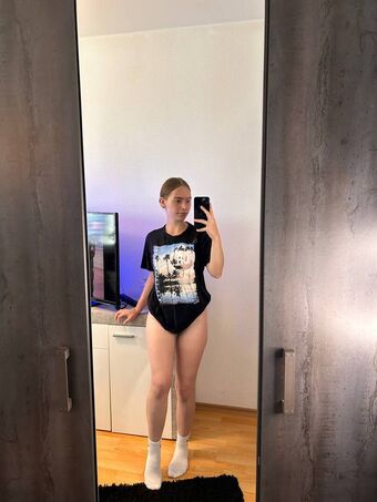 Lucy lucy fans lusy fan Nude Leaks OnlyFans – Leaked.jpg