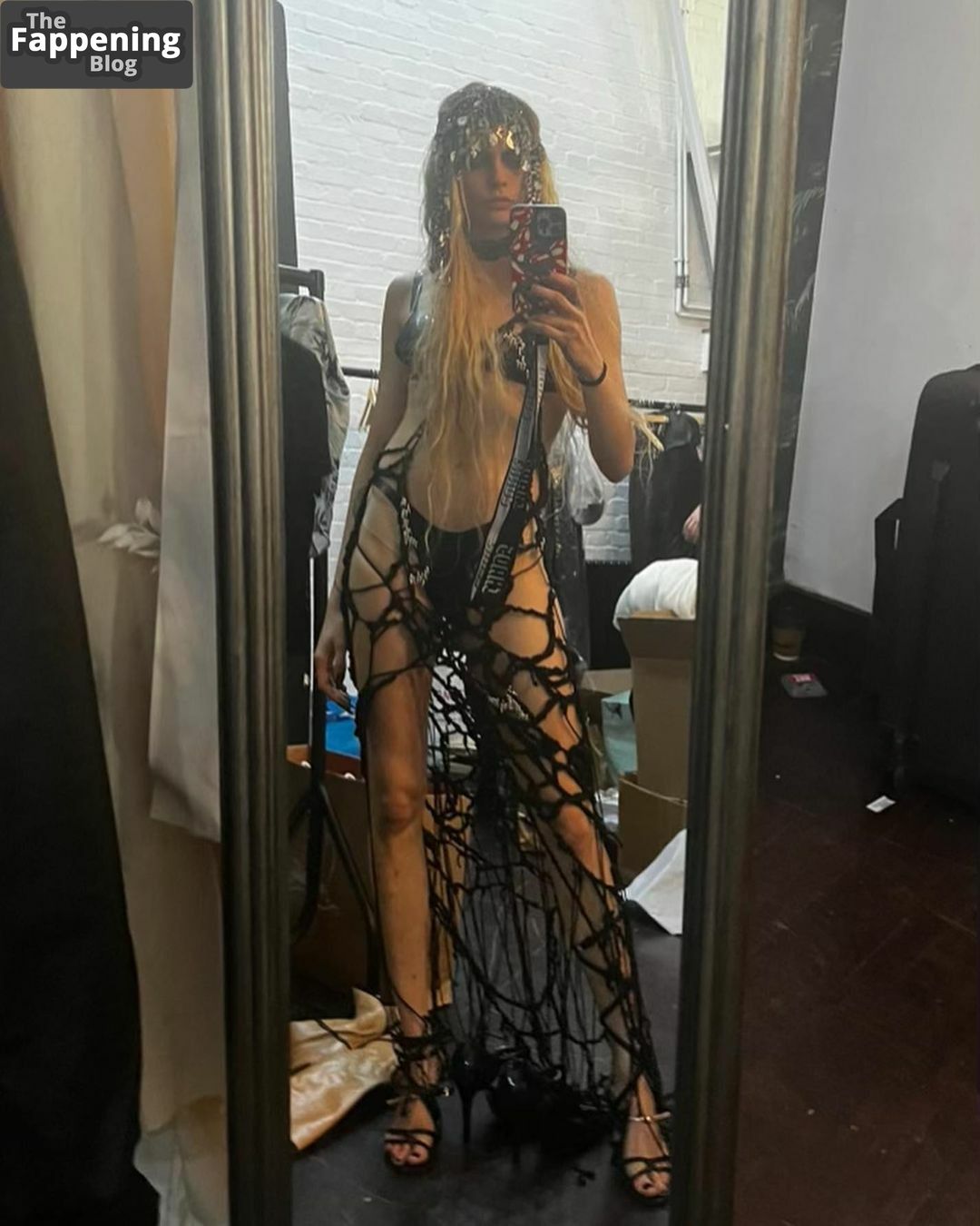 Cara Delevingne Sexy 6 New Photos.jpg