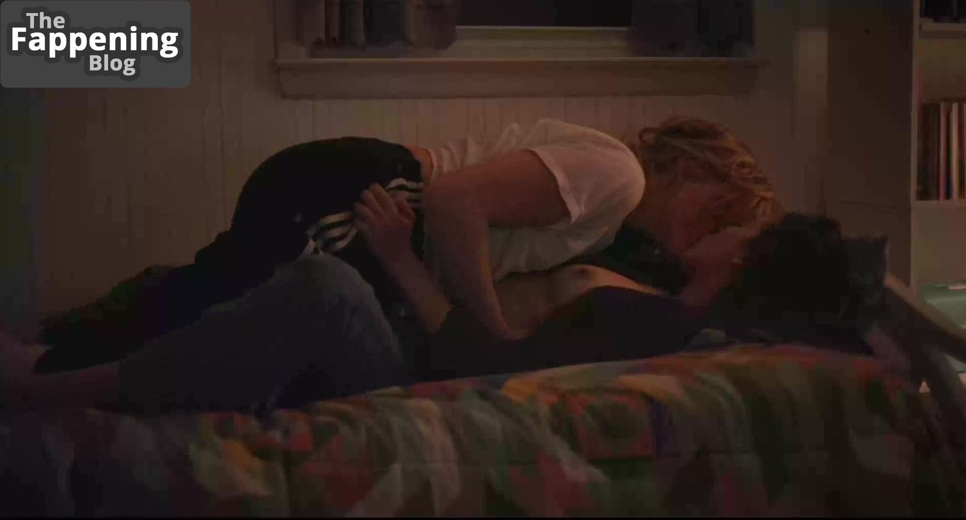 Chloe Grace Moretz Sexy 4 Pics.jpg